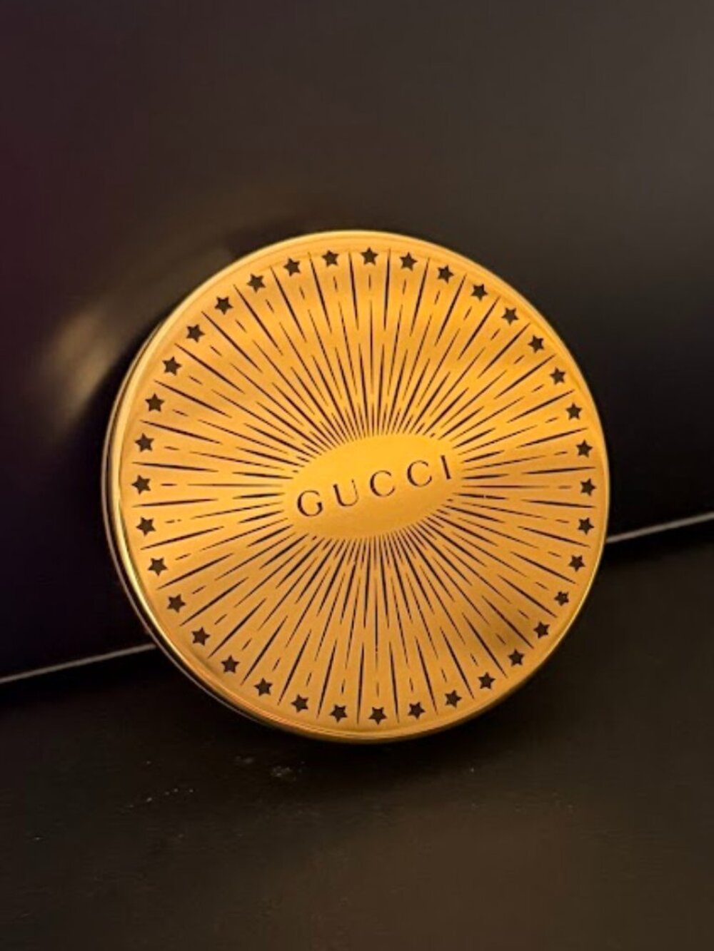 Gucci Glow Highlighter Multi-Use Silky Illuminating Powder Opal Pink 04 - Picture 3 of 6